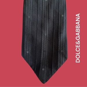 Dolce & Gabbana Elegant Black Striped Tie